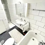 Schoene, Grosse Beim Steinhude Mit Schnellem Wlan & Arbeitsplatz