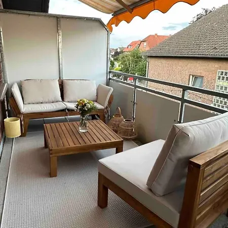 Schoene, Grosse Beim Steinhude Mit Schnellem Wlan & Arbeitsplatz